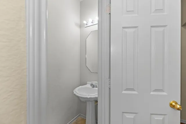 $2,200 | 1400 Orange Spice Court, Pflugerville, TX 78660