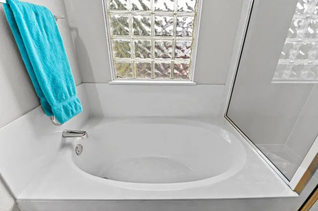 $2,200 | 1400 Orange Spice Court, Pflugerville, TX 78660