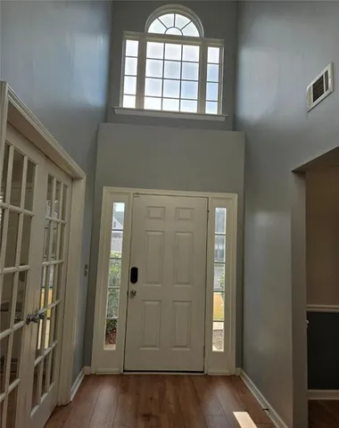 a close view of sink and tap