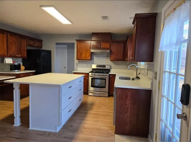 $2,500 | 728 Roxholly Lane Northeast, Buford, GA 30518