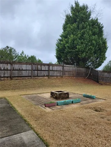 a view of a tennis court