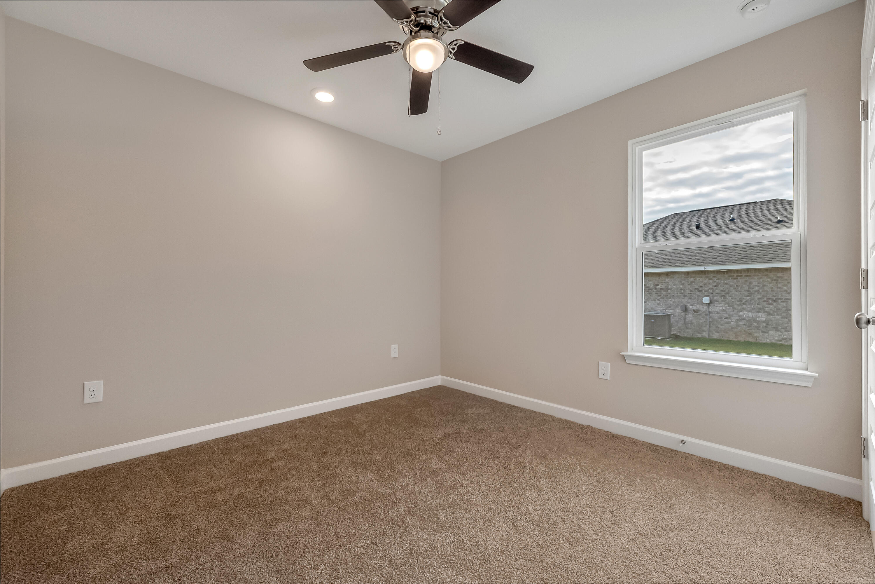 6012 Oak Hill Road Crestview, FL 32536 - Photo 20 of 31 6012 oak hollow-24