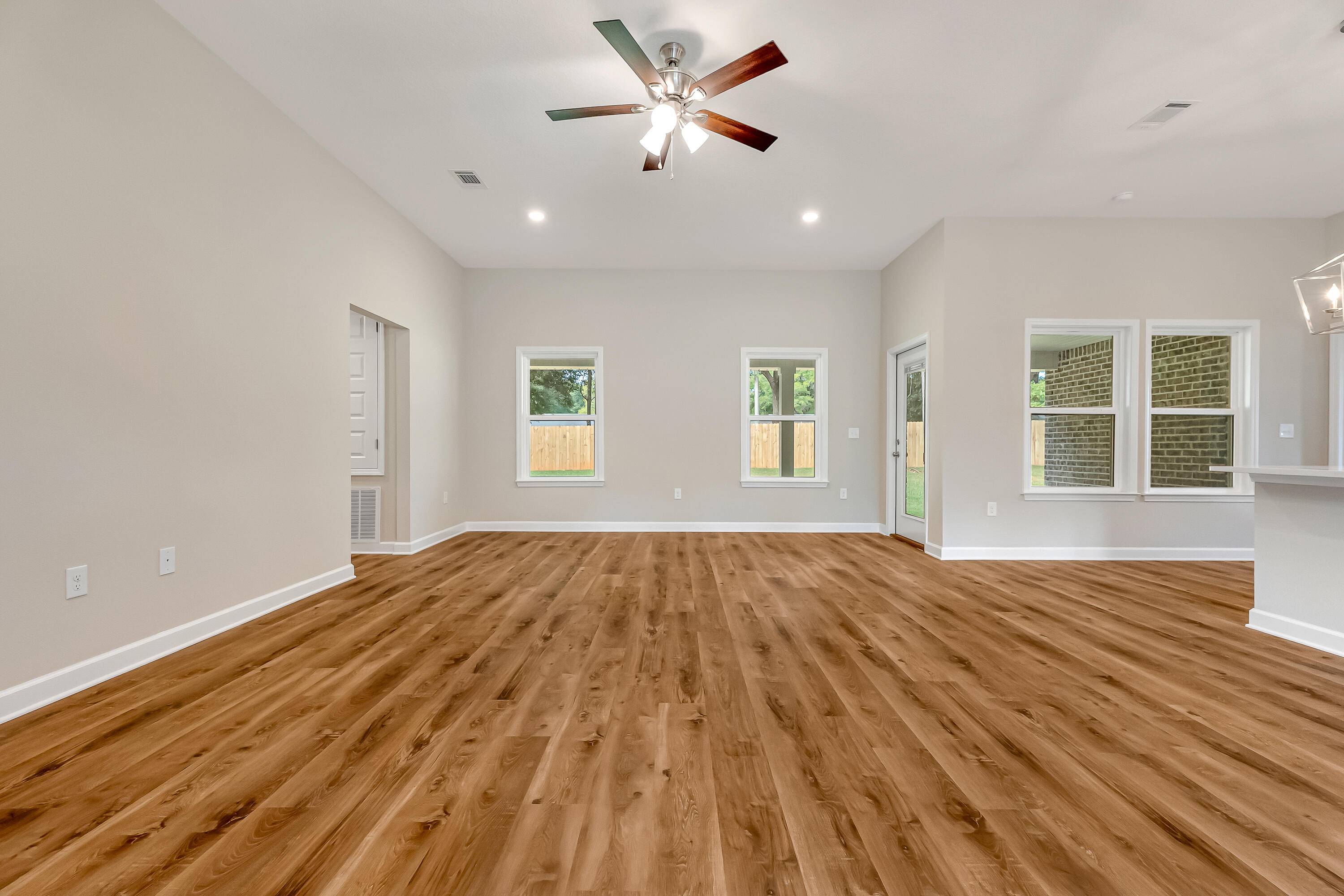 6012 Oak Hill Road Crestview, FL 32536 - Photo 8 of 31 6012 oak hollow-64
