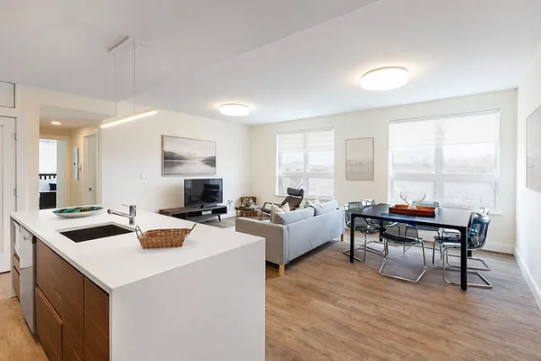 $4,900 | 40 Fisher Avenue, Unit 201, Boston, MA 02120