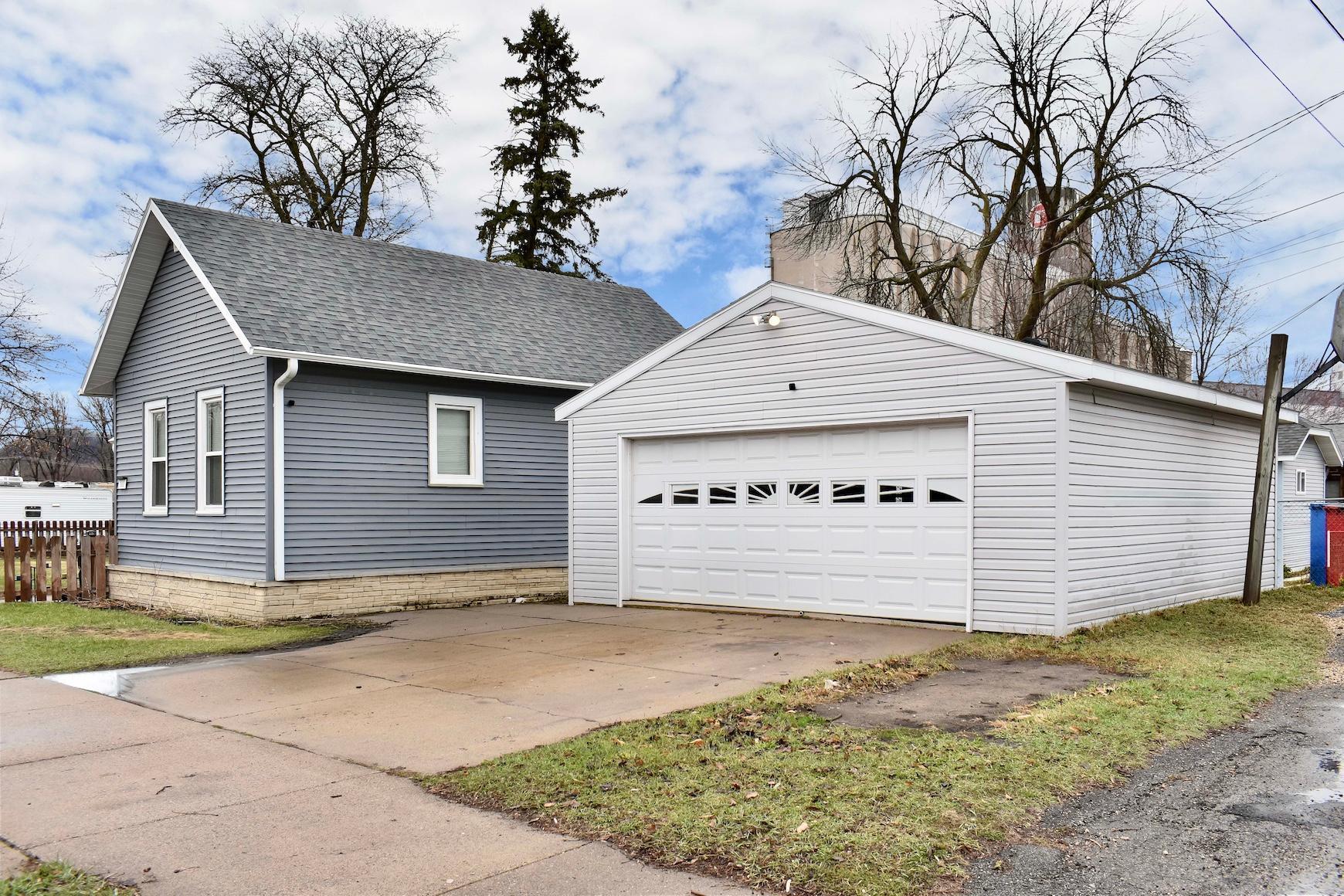 162 Sioux Street Winona, MN 55987 - Photo 22 of 27