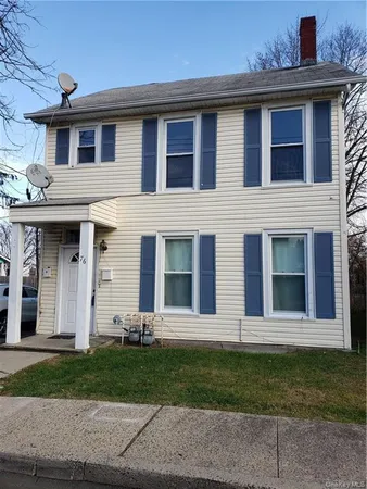 $2,200 | 76 Benson Street, Unit 2, West Haverstraw, NY 10993