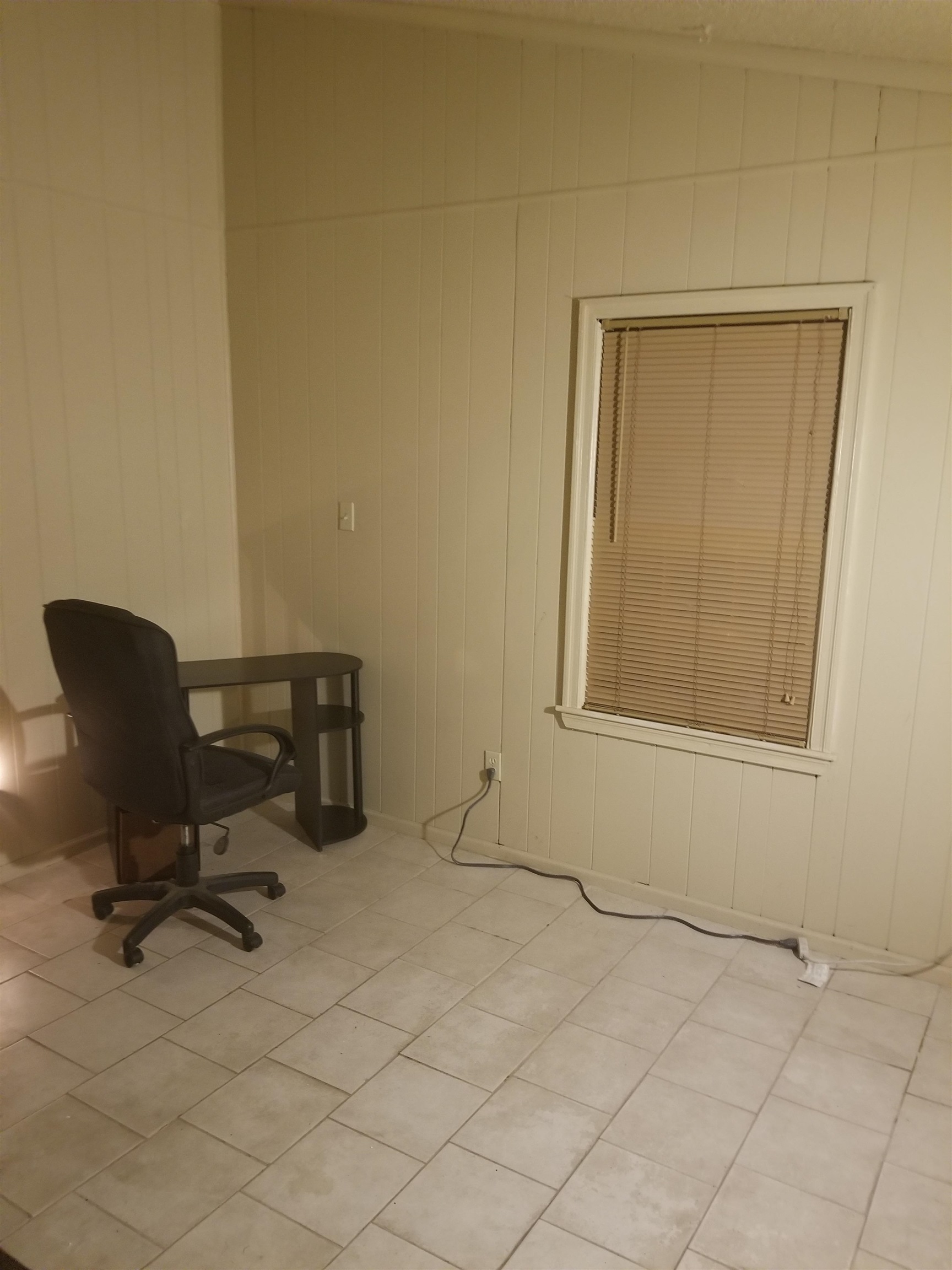 1505 Titus Road Memphis, TN 38111 - Photo 5 of 14 a view of workspace with a window