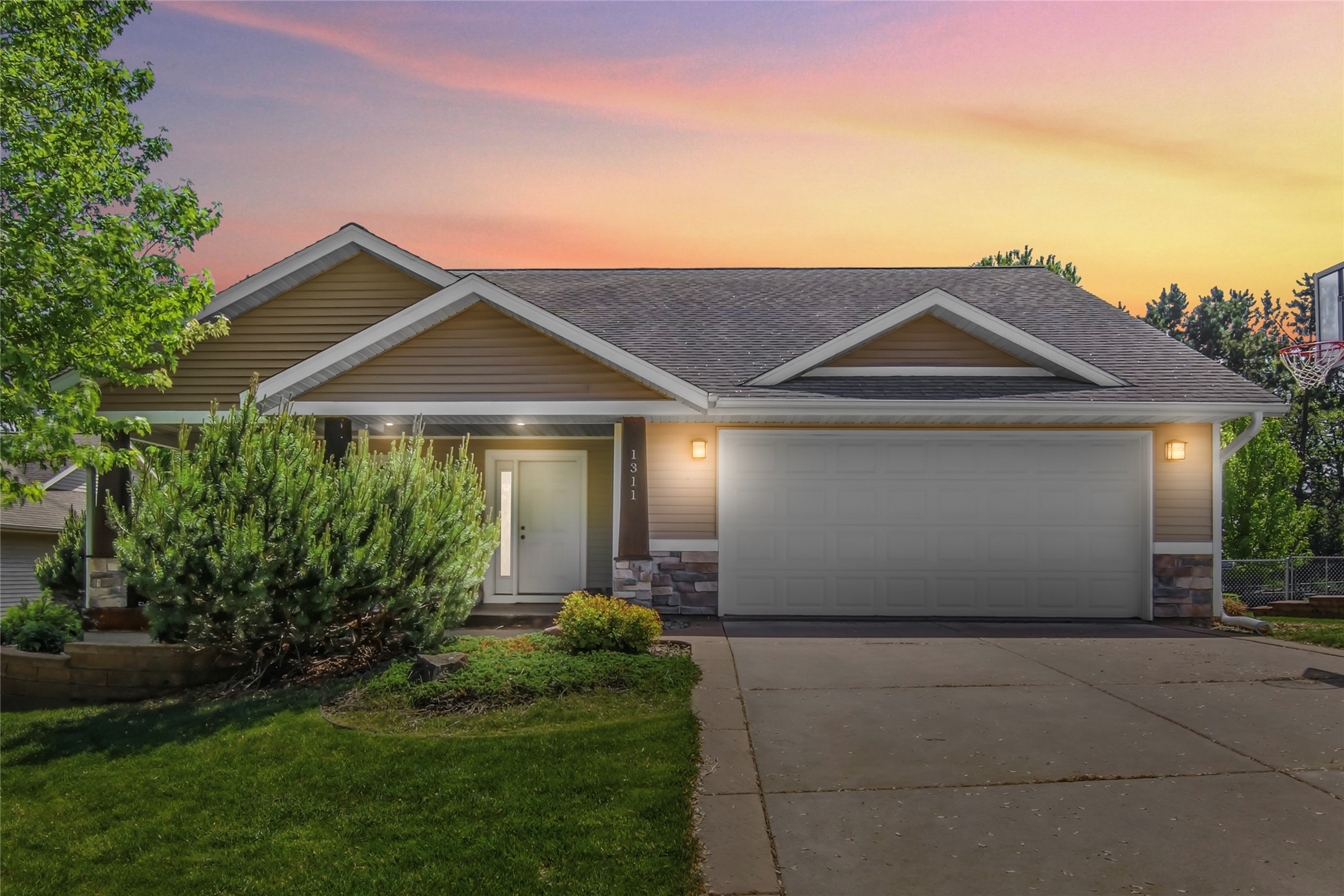 1311 Stephi Road Eau Claire, WI 54703 - Photo 1 of 32