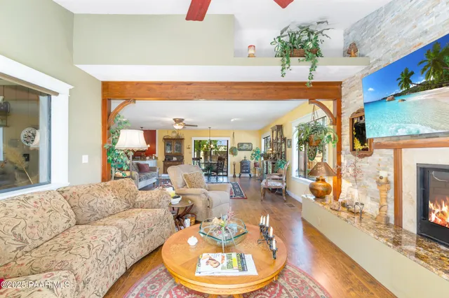 $950,000 | 12070 West Kelton Lane, Prescott, AZ 86305