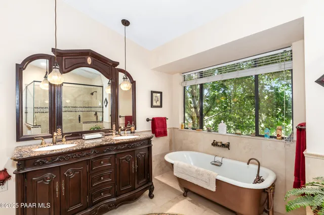 $950,000 | 12070 West Kelton Lane, Prescott, AZ 86305