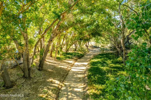 $950,000 | 12070 West Kelton Lane, Prescott, AZ 86305