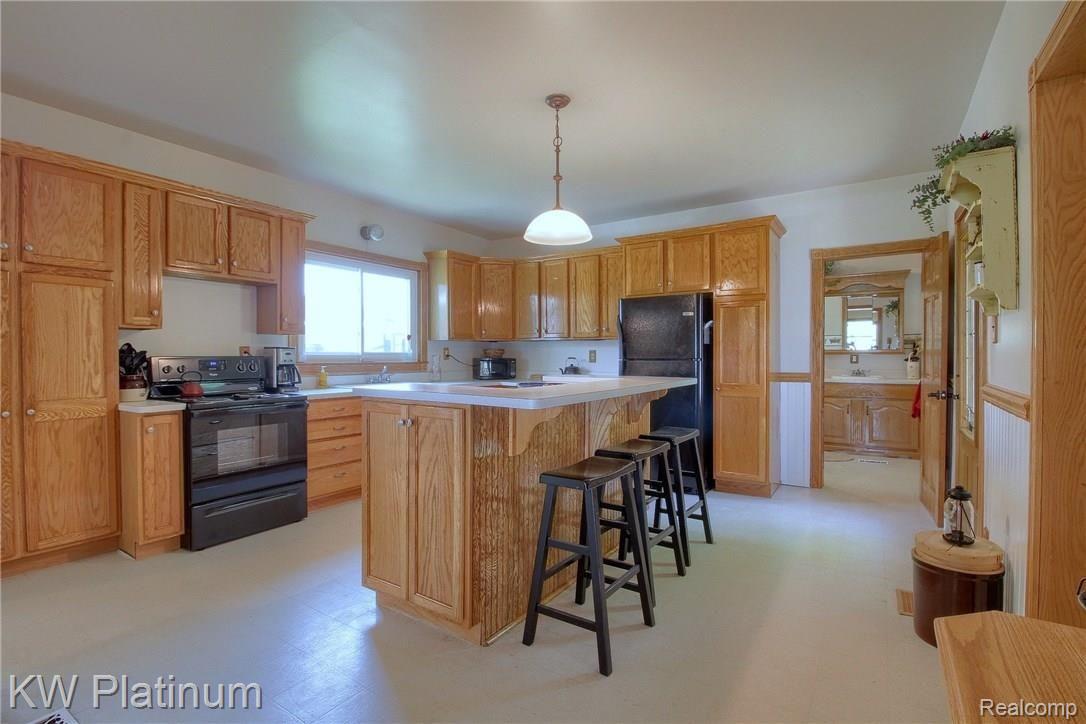 5957 Yager Road St. Clair, MI 48079 - Photo 11 of 33 Kitchen.jpg