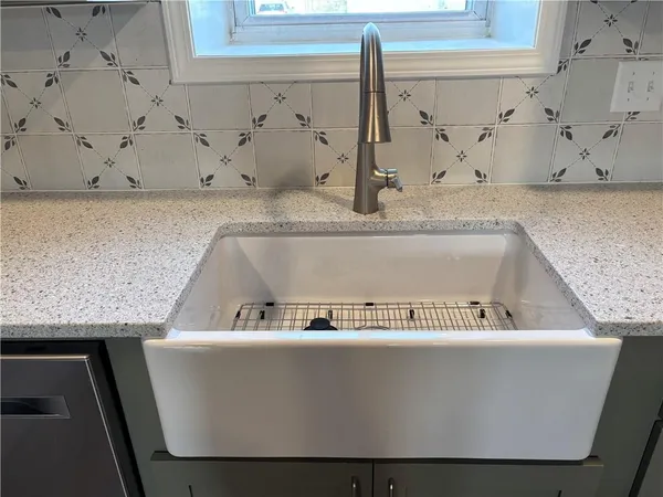 $243,000 | 816 North Tepee Drive, Independence, MO 64056