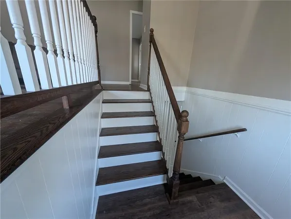 $243,000 | 816 North Tepee Drive, Independence, MO 64056