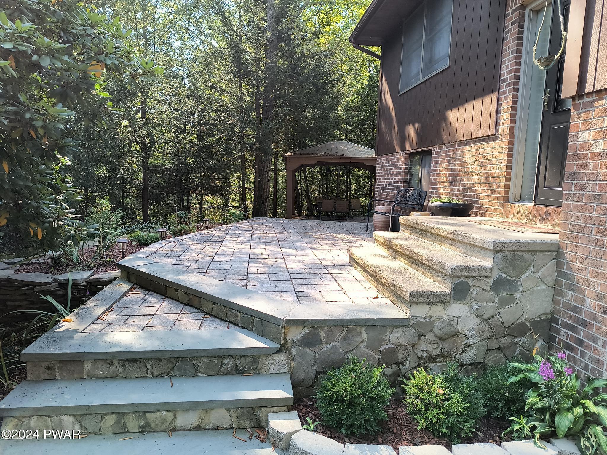 145 Pedersen Ridge Road Milford, PA 18337 - Photo 3 of 38