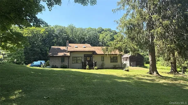 $1,150,000 | 52 John White Road, Unit 50, Highland, NY 12528