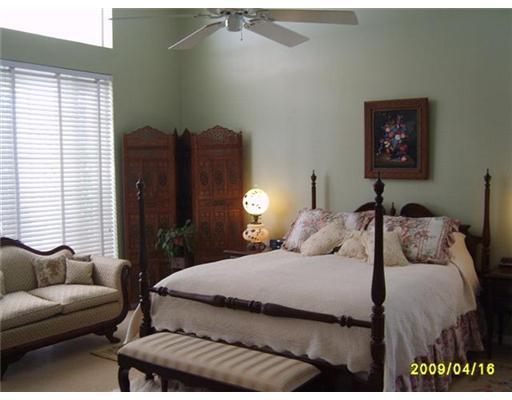 905 Cedar Cove Road Wellington, FL 33414 - Photo 10 of 16 Additional Photo