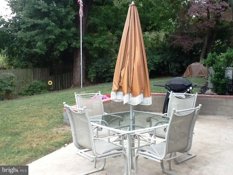 605 Southmont Road Baltimore, MD 21228 - Photo 5 of 22 Exterior (Rear)