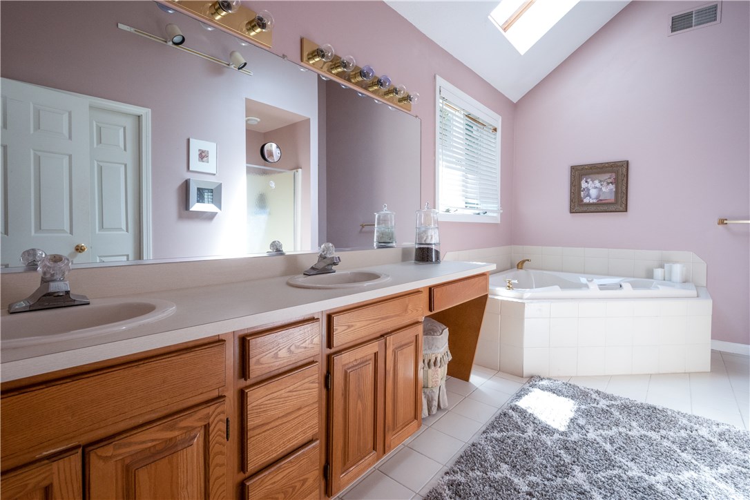 68 Table Rock Road South Kingstown, RI 02879 - Photo 16 of 25 Gallery Image 16