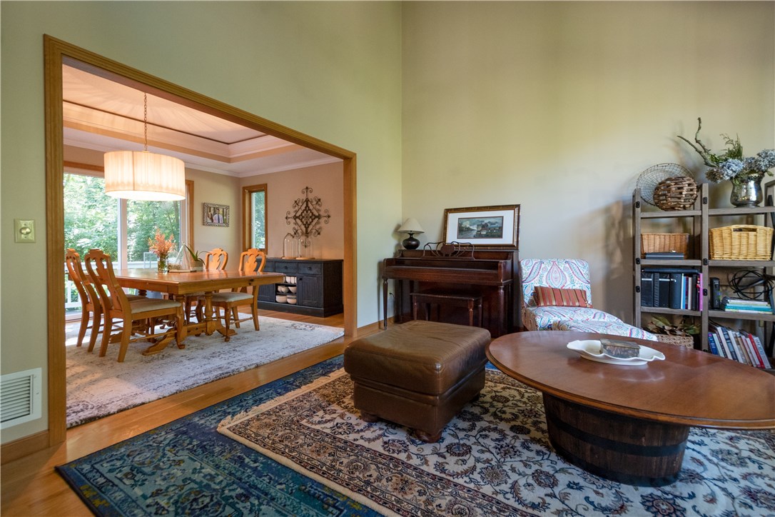 68 Table Rock Road South Kingstown, RI 02879 - Photo 3 of 25 Gallery Image 3