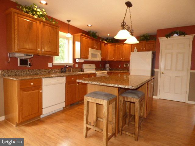 2308 Daisy Road York, PA 17402 - Photo 7 of 24