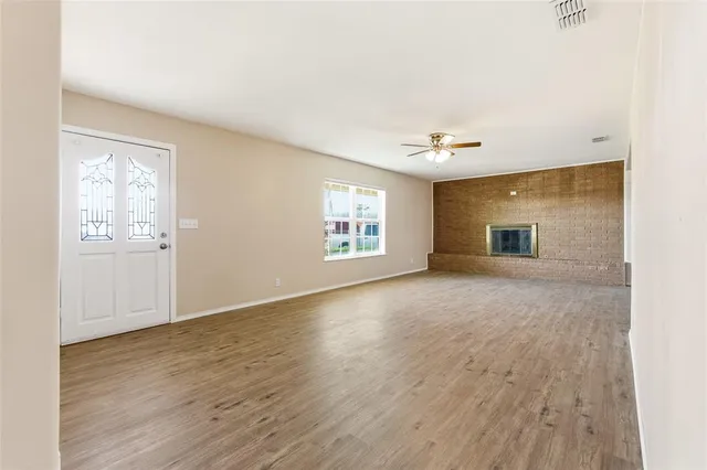 $1,950 | 109 East Williams Street, Bowie, TX 76230