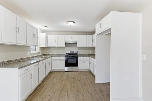 $1,950 | 109 East Williams Street, Bowie, TX 76230