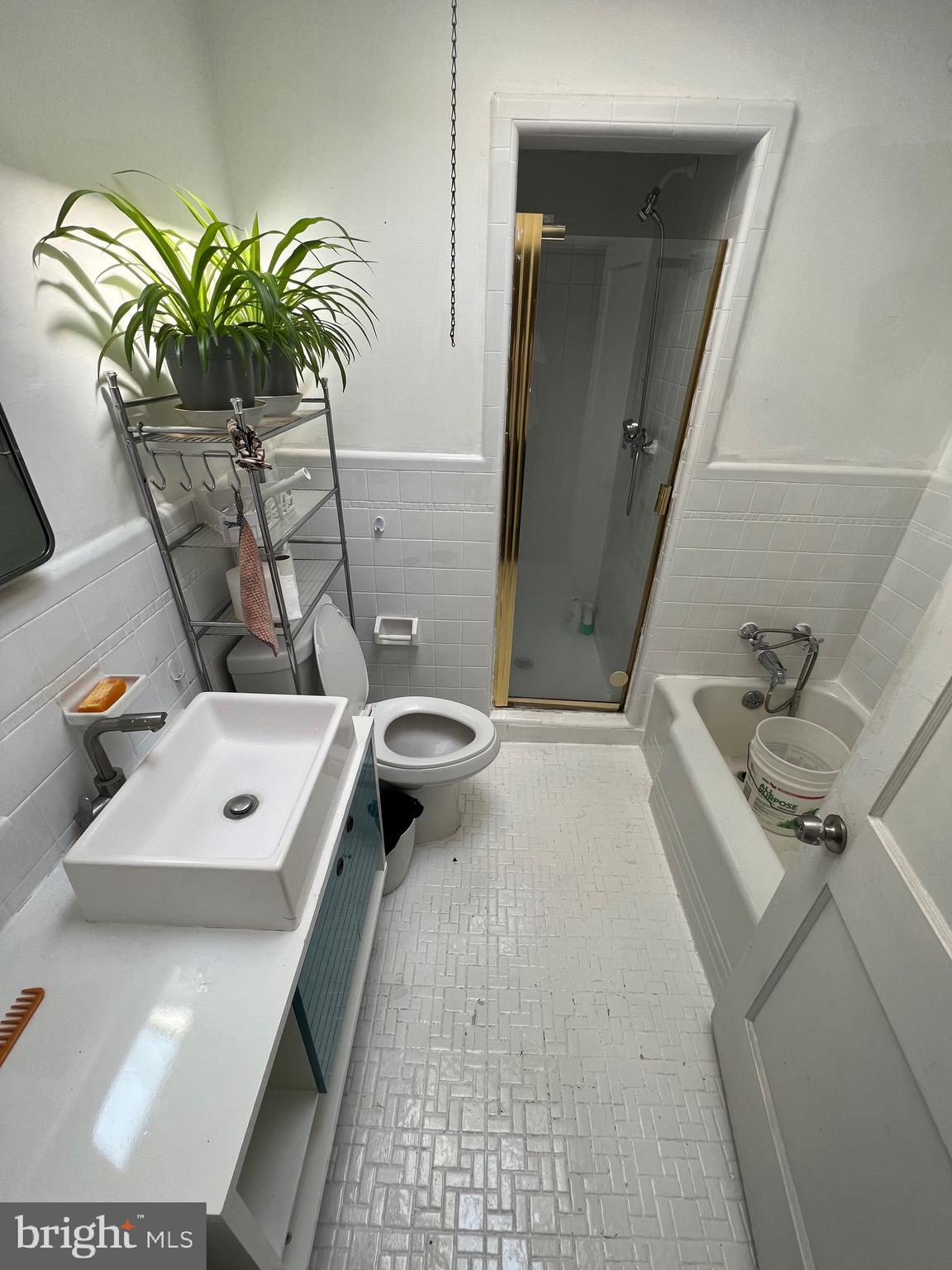 5222 Westford Road Philadelphia, PA 19120 - Photo 7 of 20 Gallery Image 7
