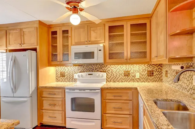 $205,000 | 10556 High Hollows Drive, Unit 238, Dallas, TX 75230