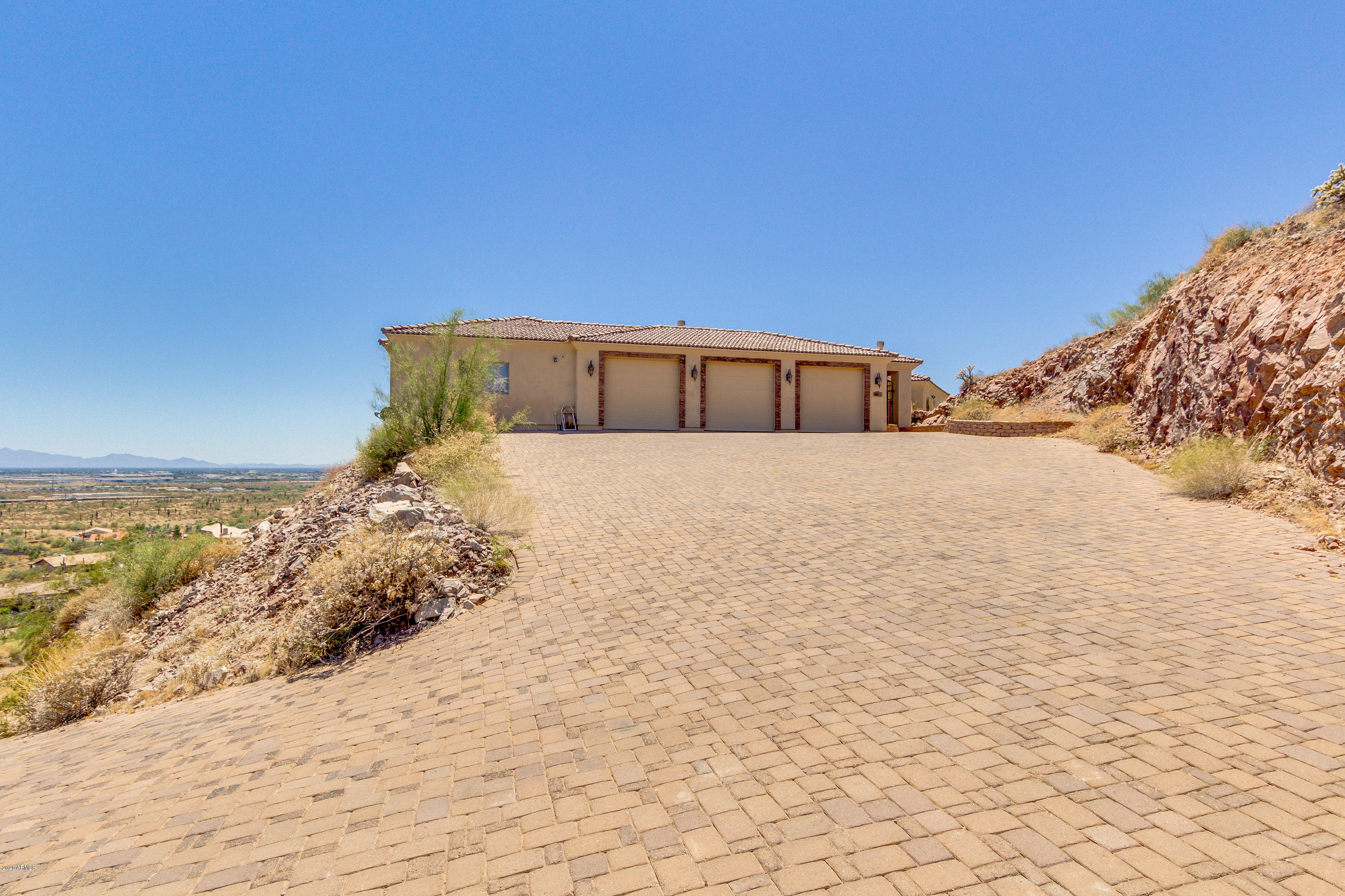 310 East Briles Road Phoenix, AZ 85085 - Photo 20 of 112 04-Briles
