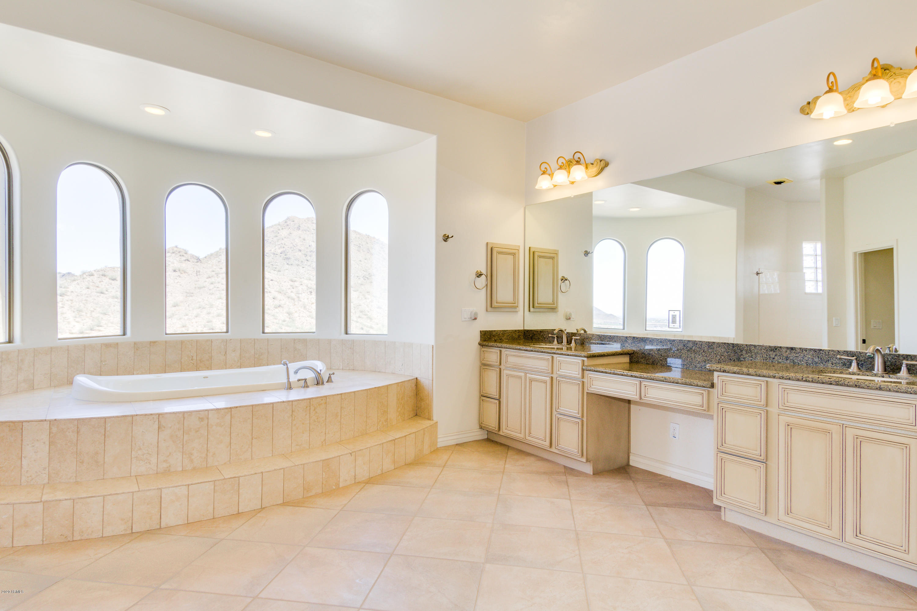 310 East Briles Road Phoenix, AZ 85085 - Photo 9 of 112 44-Briles