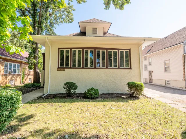 $259,900 | 10735 South Prospect Avenue, Chicago, IL 60643