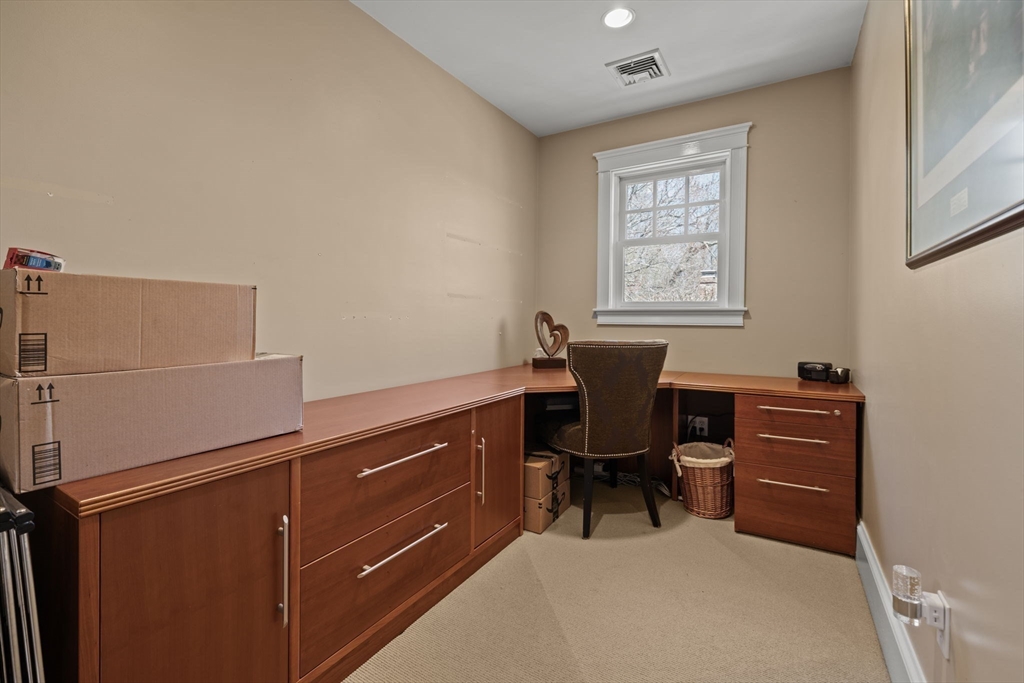 23 Albert Street Waltham, MA 02453 - Photo 27 of 35