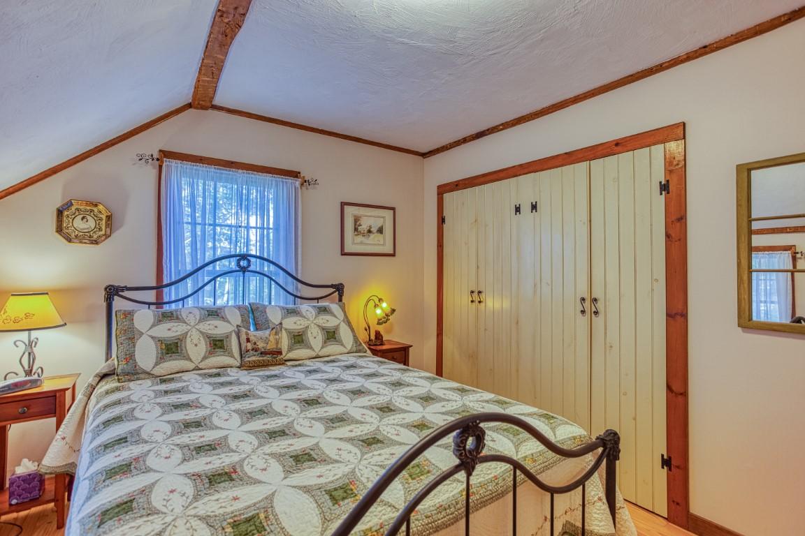 120 Lobster Cove Road Boothbay Harbor, ME 04538 - Photo 33 of 34 32. 120LobsterCove-1719