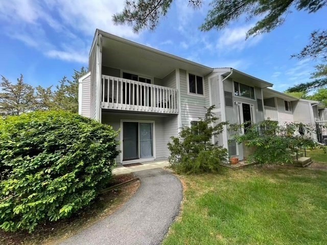 12 Beal's Cove Road, Unit H Hingham, MA 02043 - Photo 8 of 11