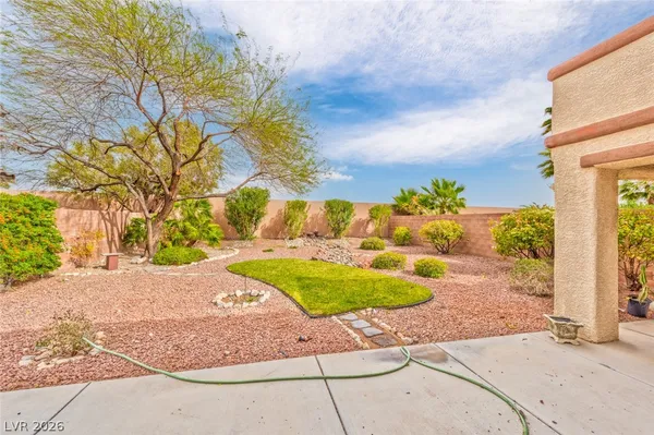 $2,595 | 508 Lacabana Beach Drive, Las Vegas, NV 89138