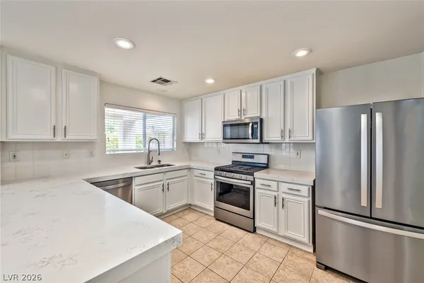 $2,595 | 508 Lacabana Beach Drive, Las Vegas, NV 89138