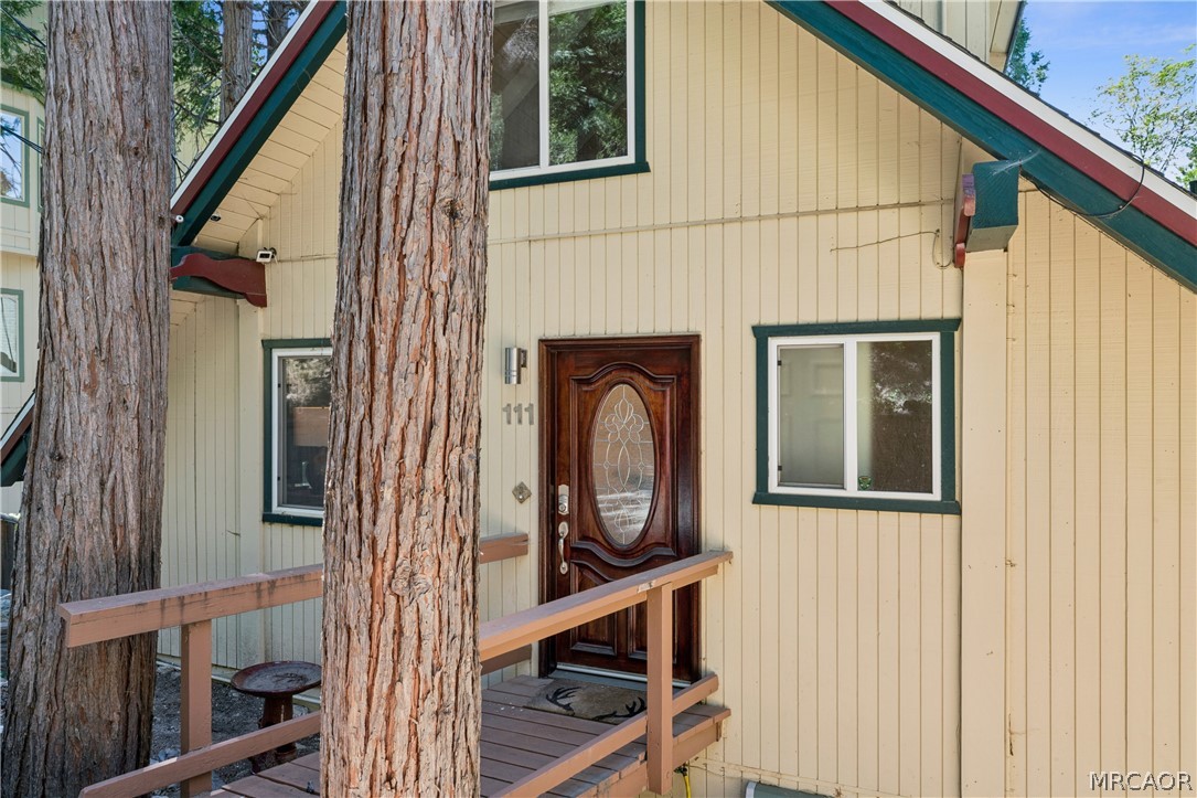 111 Grizzly Road Lake Arrowhead, CA 92352 - Photo 17 of 57