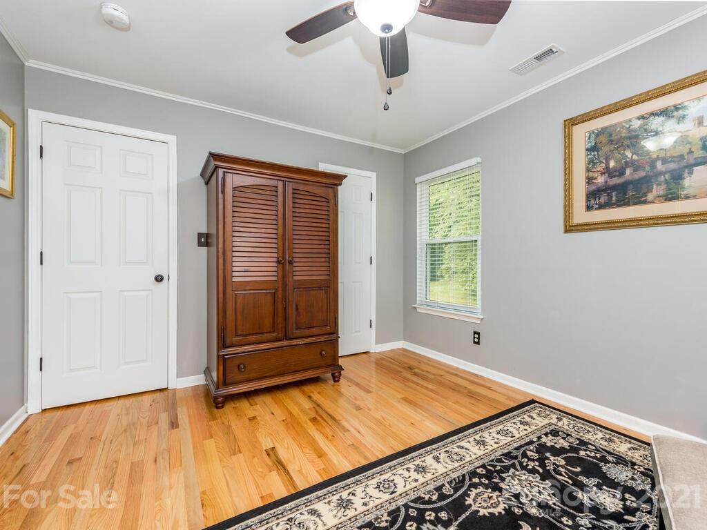 595 Hunters Ridge Road, Unit 20 Canton, NC 28716 - Photo 26 of 47 a view of an empty room with a window