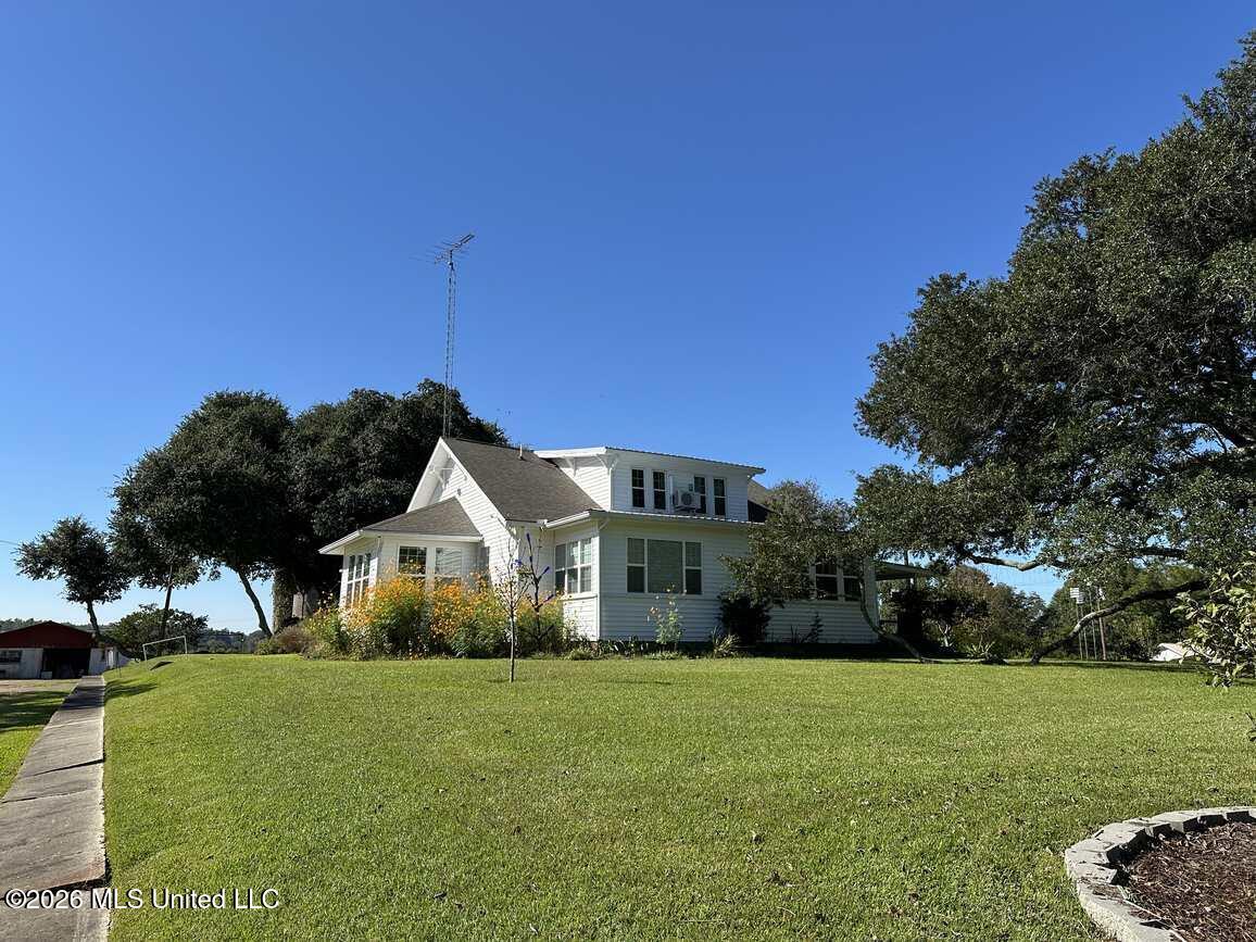 56 Kaiser Lake Road Natchez, MS 39120 - Photo 2 of 29 10-14-2024-3-00-14-PM