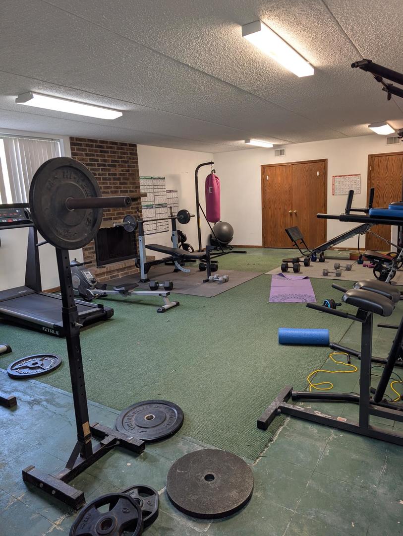 1424 Woodbridge Road, Unit 2H Joliet, IL 60436 - Photo 20 of 34 Gallery Image 20