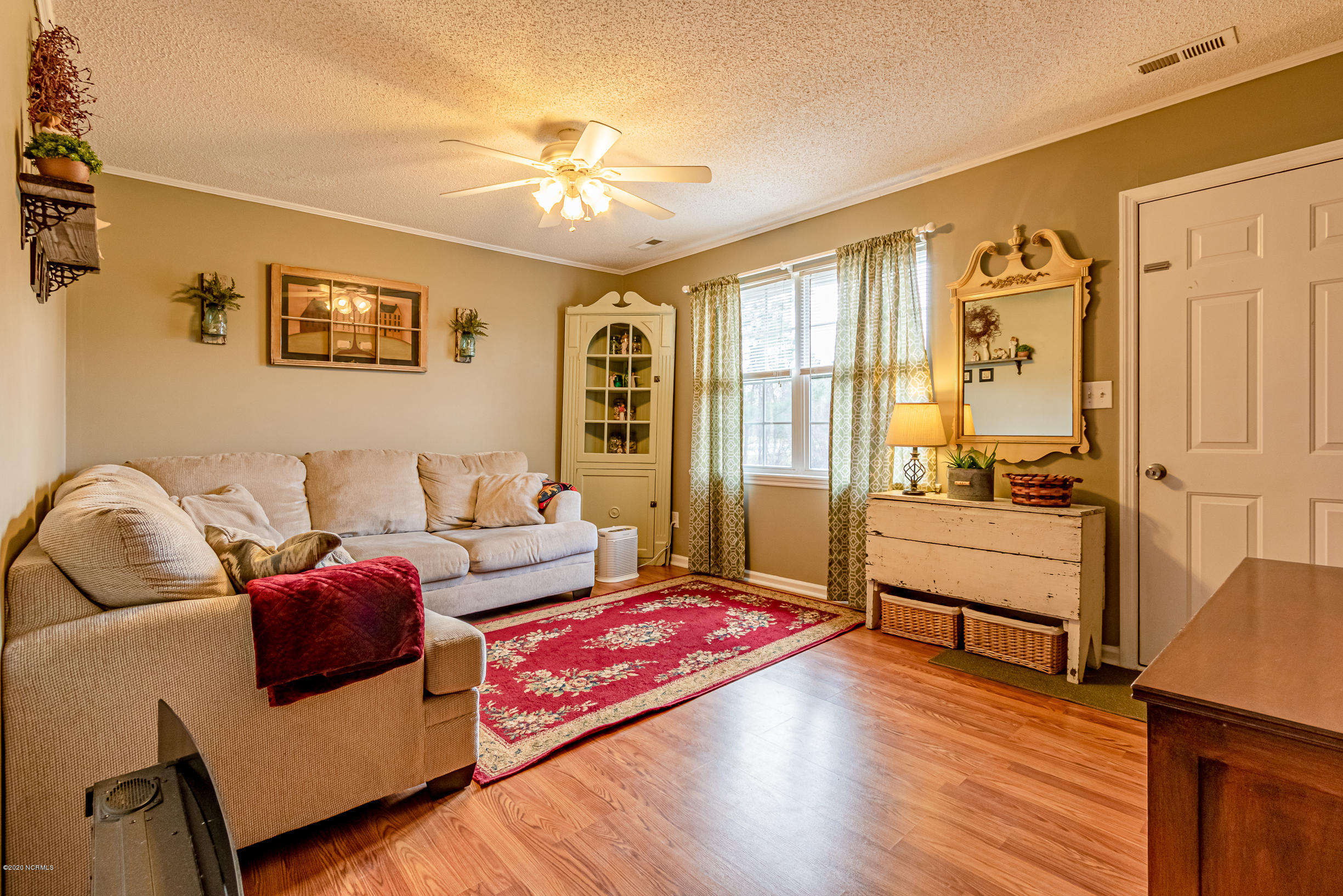 129 Brown Road Jacksonville, NC 28540 - Photo 5 of 32 Saballos-9