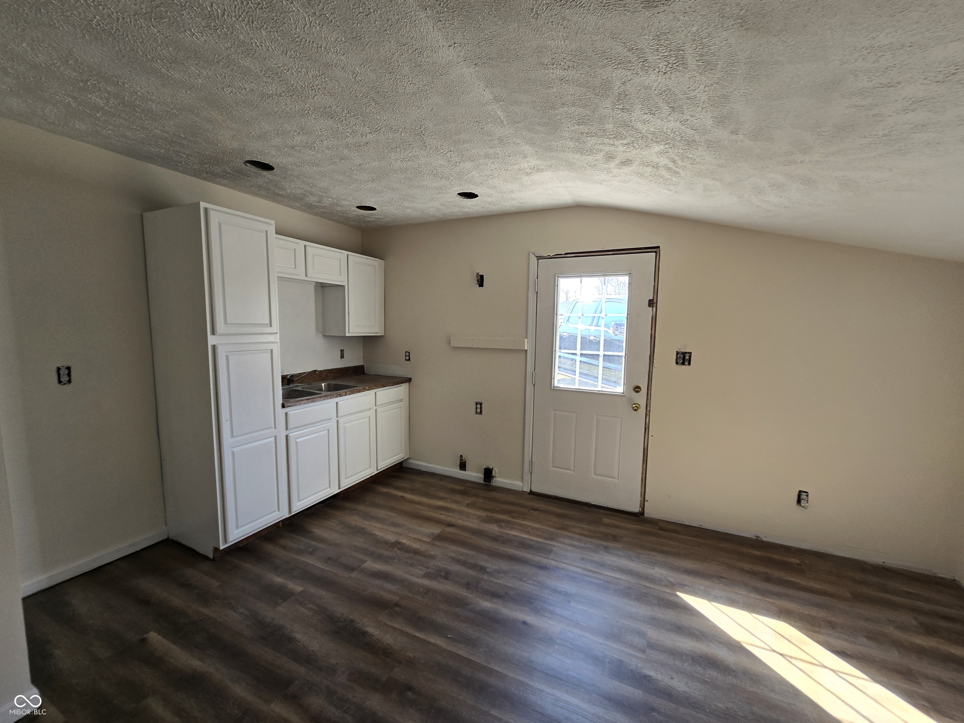 712 Ranike Drive Anderson, IN 46012 - Photo 5 of 7