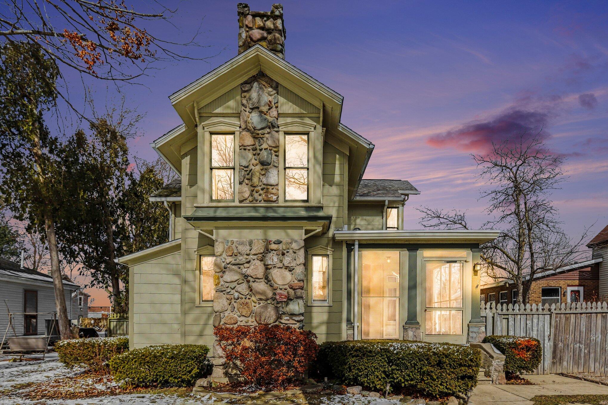 228 Jackson Street Mendon, MI 49072 - Photo 2 of 23 001_file_5676