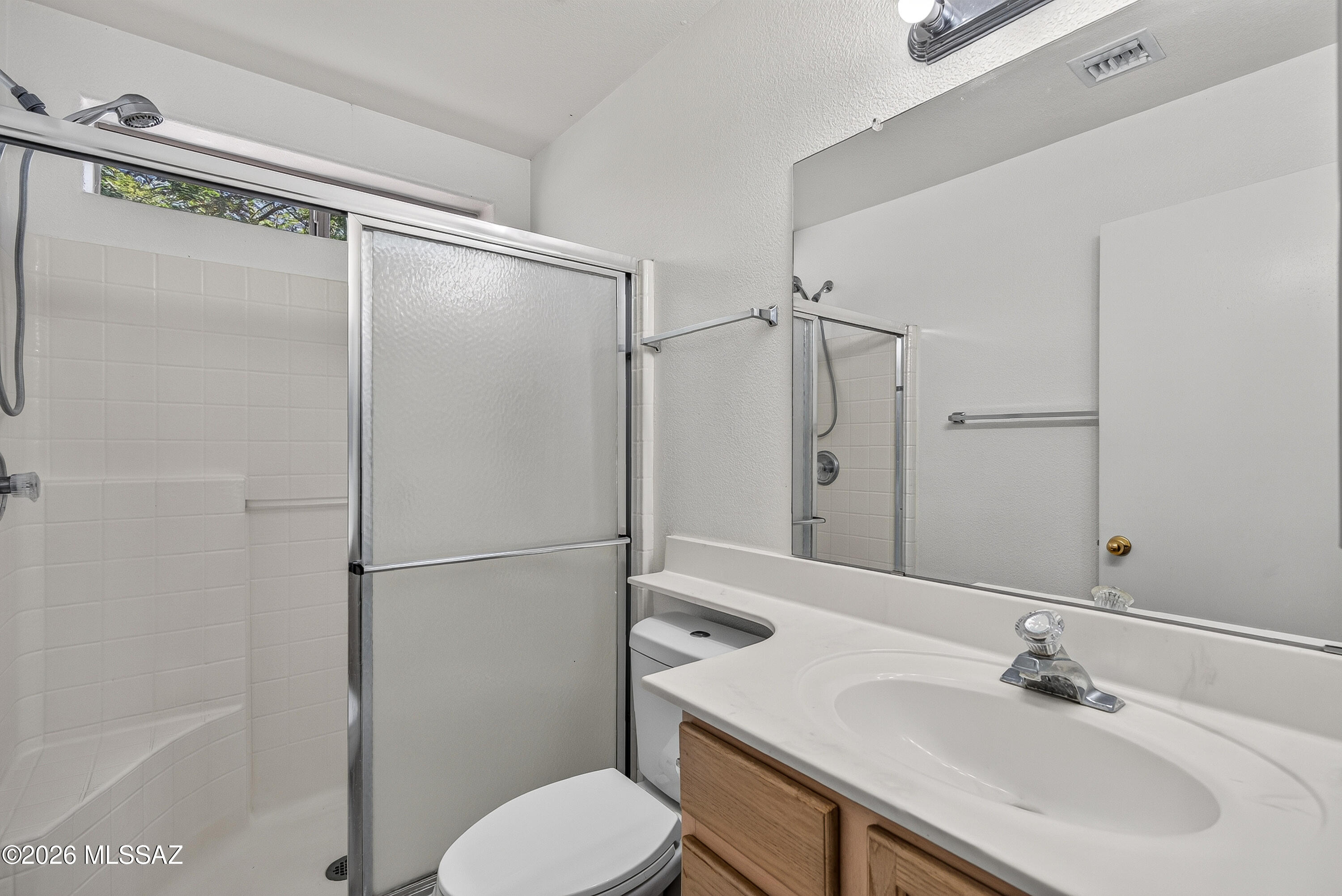 8935 East Golf Links Road Tucson, AZ 85730 - Photo 17 of 38 Bathroom 1 shower
