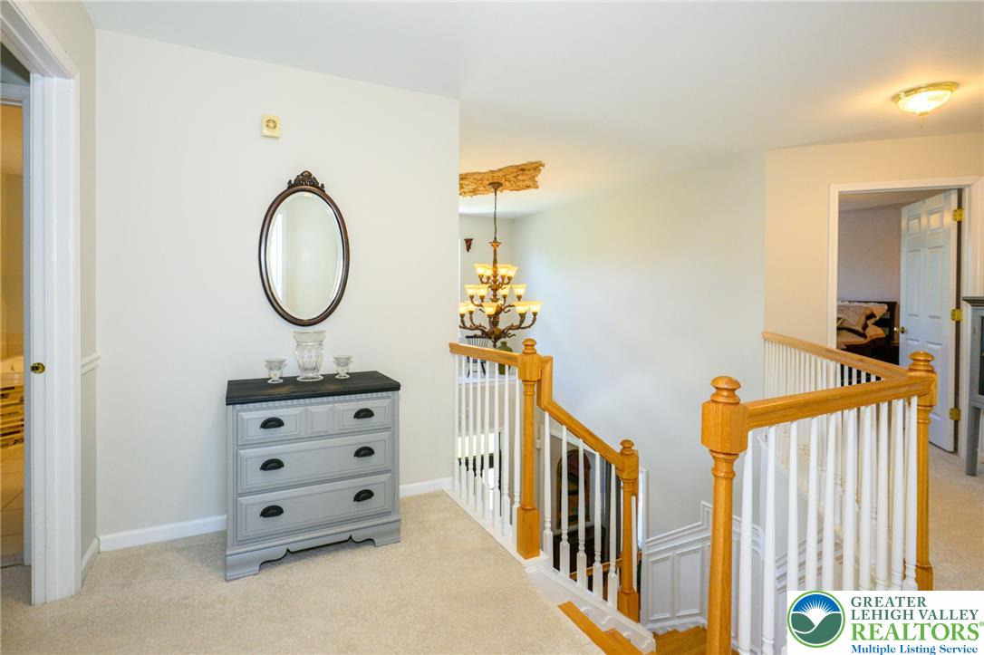 5331 Greenbriar Drive Bethlehem, PA 18017 - Photo 22 of 58