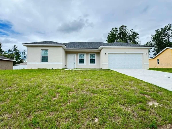 $1,950 | 6142 Southwest 154th Place Road, Ocala, FL 34473