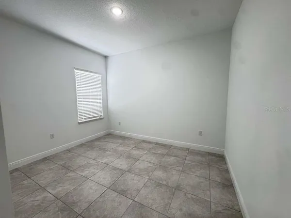 $1,950 | 6142 Southwest 154th Place Road, Ocala, FL 34473