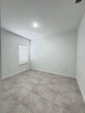 $1,950 | 6142 Southwest 154th Place Road, Ocala, FL 34473