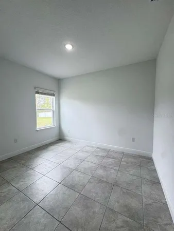 $1,950 | 6142 Southwest 154th Place Road, Ocala, FL 34473